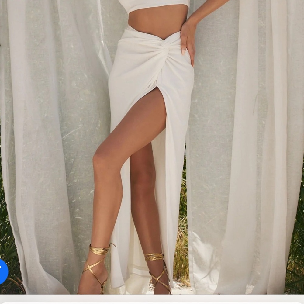 12th Tribe white maxi skirt size small